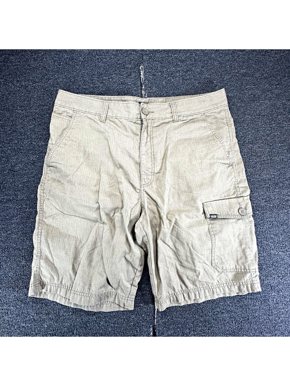 VANS Mens Cargo Shorts Beige Solid Cotton Flat Front Logo Pockets Button